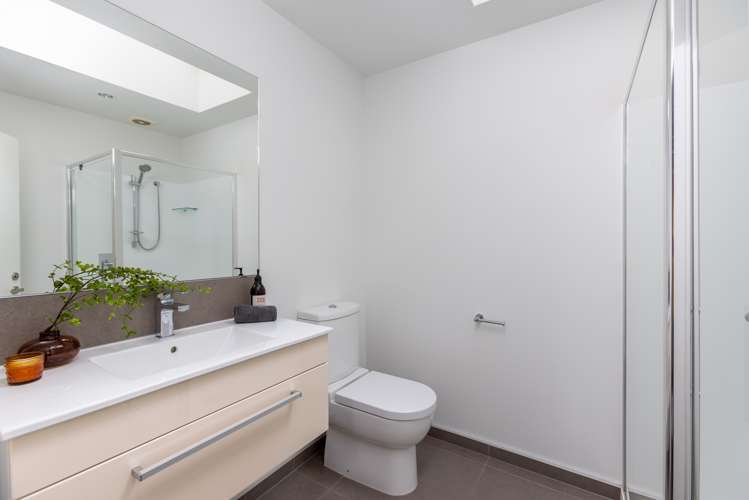 5/39 Gallaghan Close Wigram_14