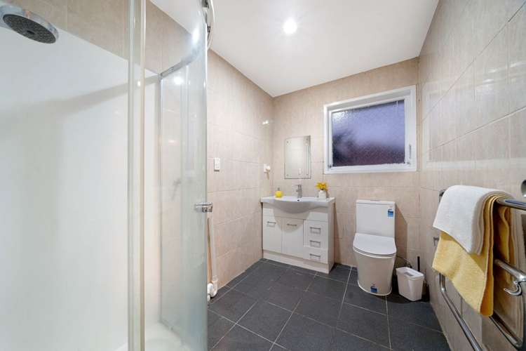 24 McRae Road Mt Wellington_10