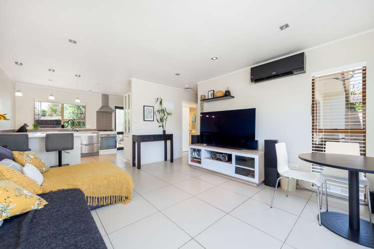 2b The Circle Manly_7