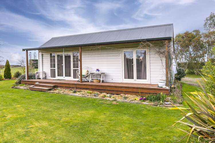 1070 Grahams Road Ashton_14