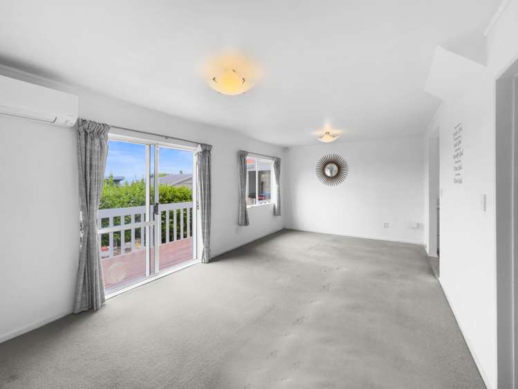 2/14 Chalmers Street Avondale_3