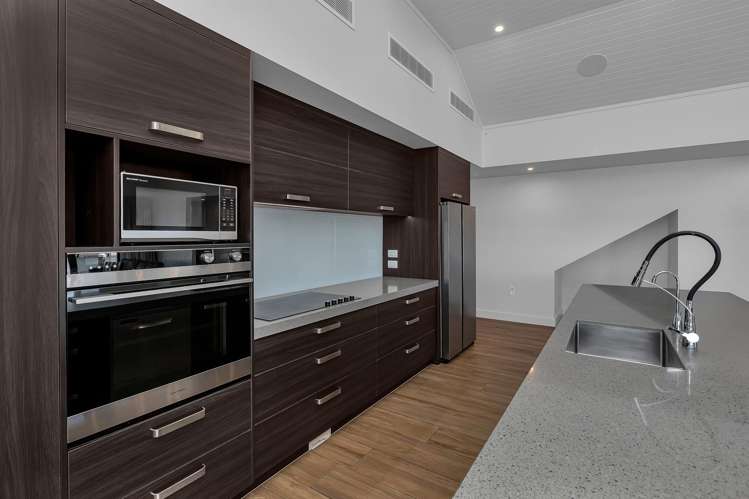 33 Waitemata Drive One Tree Point_6