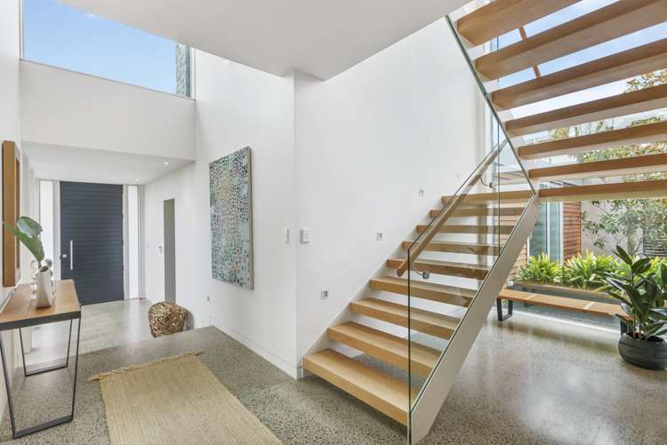 451 East Coast Road Murrays Bay_8