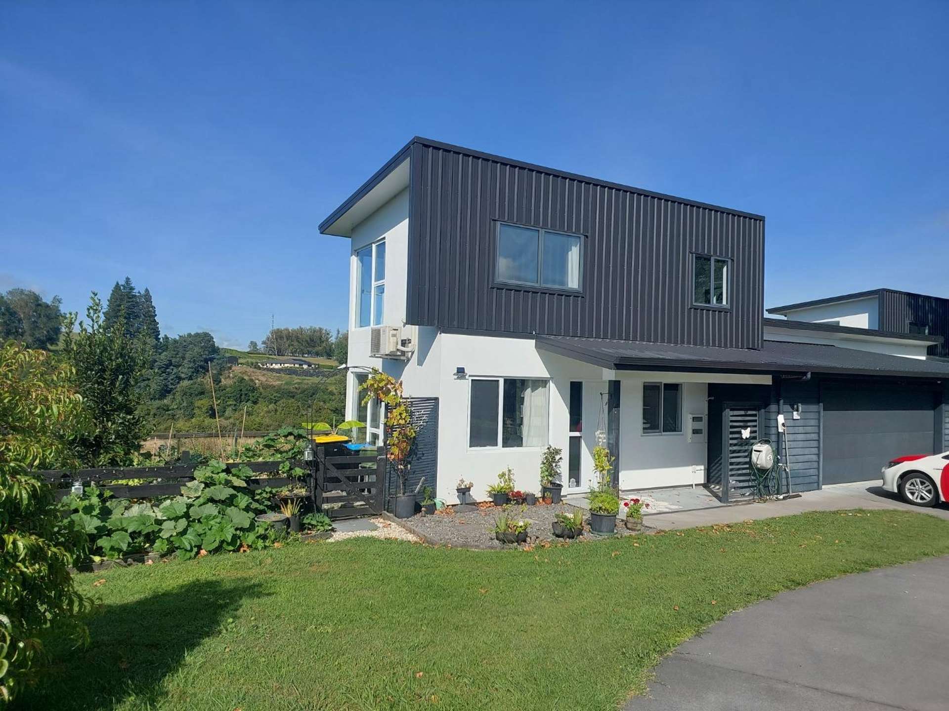 B (Apartment)/31 Riverside Lane 11373_0