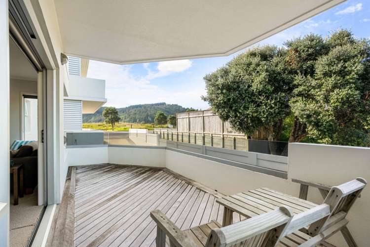 2/111 Hunt Road Whangamata_11