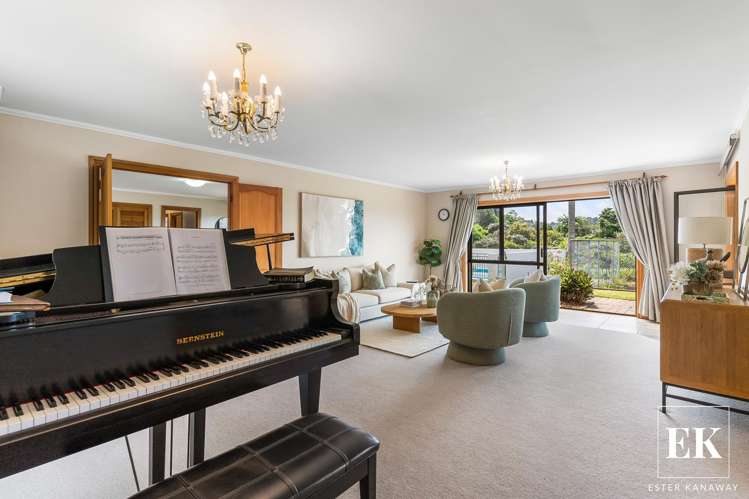 21 Laingfield Terrace Laingholm_7