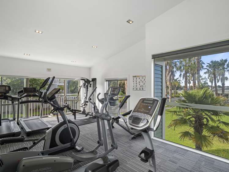 20 Eaves Bush Parade Orewa_23