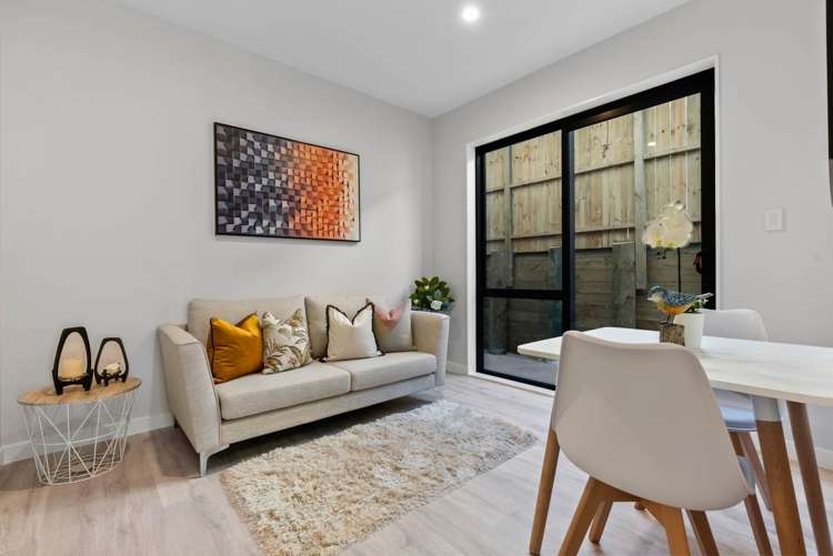 23 Henriette Place Totara Park_21