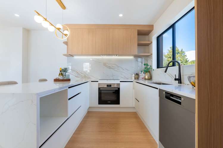 4 Woolley Avenue New Lynn_40