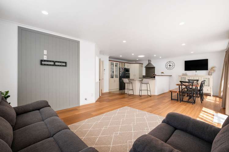 2 Holly Place Rototuna North_1