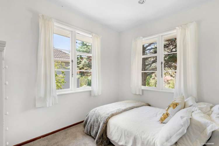 2/221 Lake Road Belmont_8