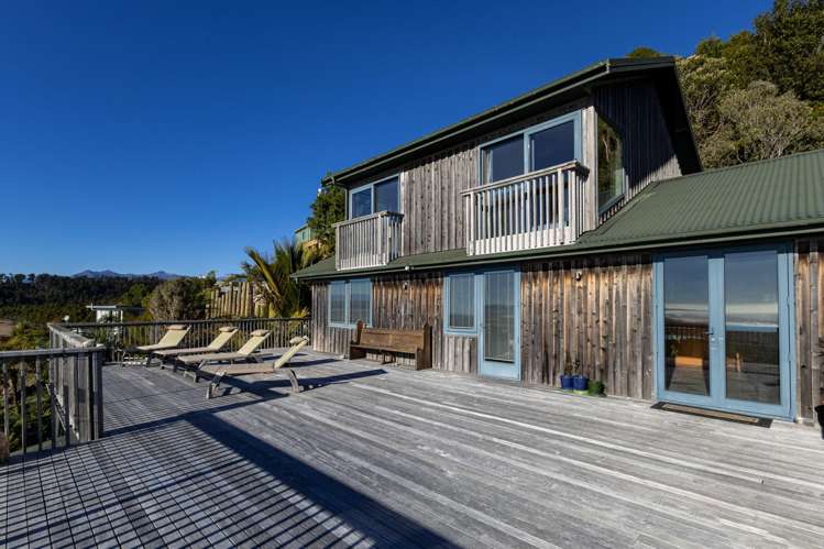 109 The Strand Ōkārito_16
