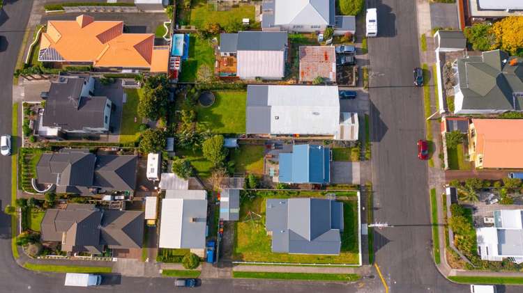 94 Hine Street New Plymouth Central_21