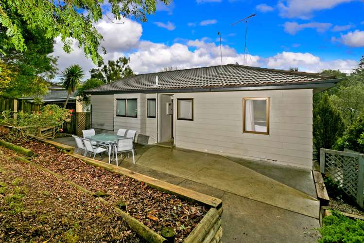 81 Oaktree Avenue Browns Bay_12