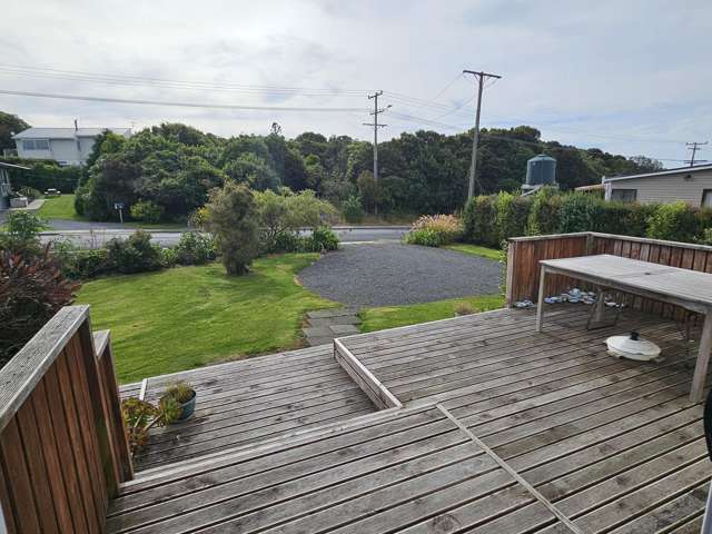 1 Ngaio Street Kaka Point_2