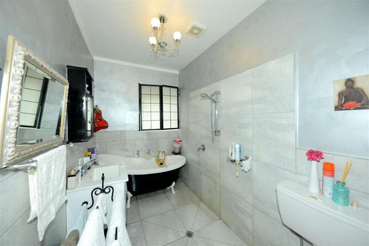 4511 Christchurch Akaroa Road Little River_14