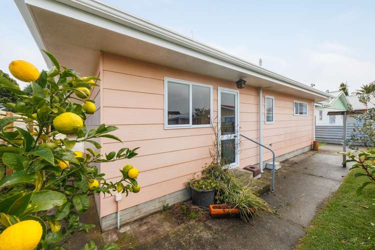 8 South Street Feilding_17