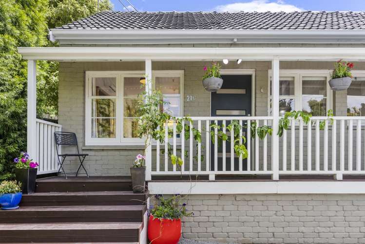 21c Western Springs Road Morningside_13