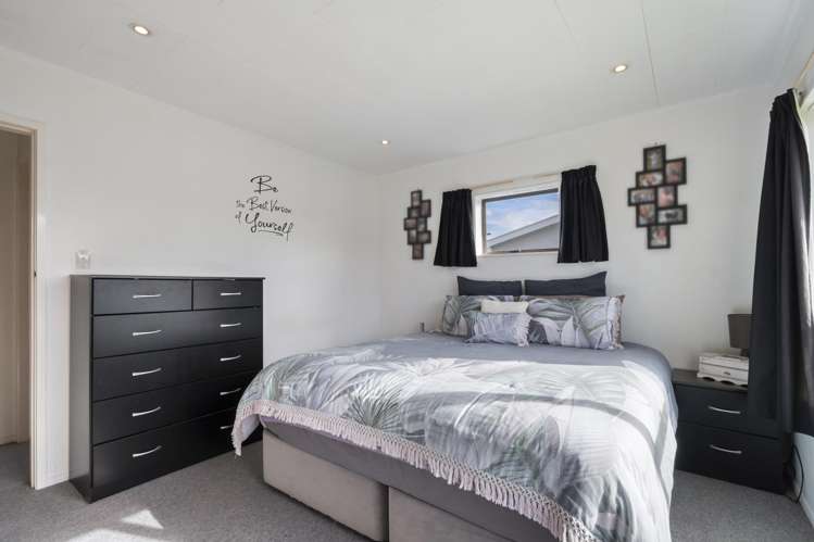 23 Ferndale Place Feilding_7