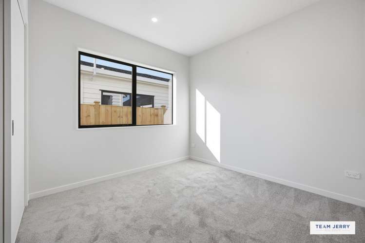 14 Tuwai Crescent Opaheke_23