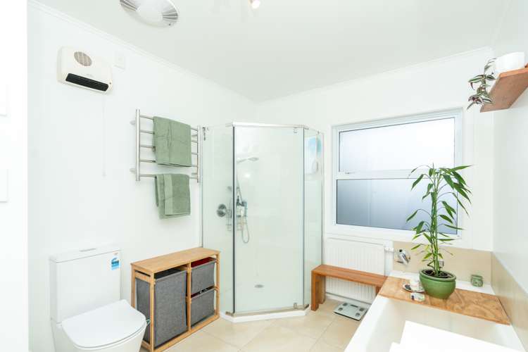 7 Eton Drive Hillcrest_24