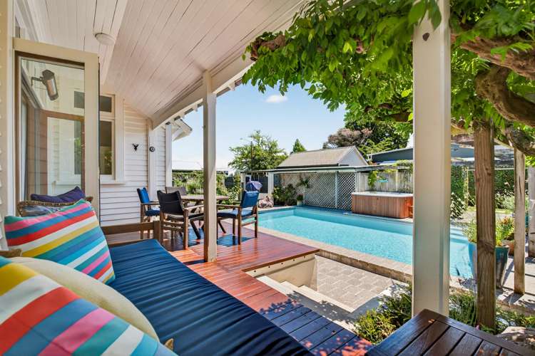 503 King Street South Hastings_22