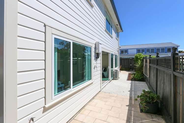 10b Te Wharepouri Street Berhampore_16