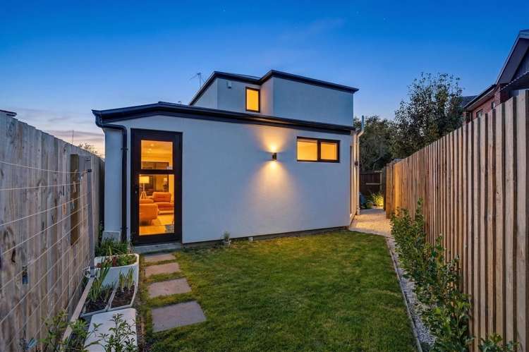 4/21 Spencer Street Addington_17