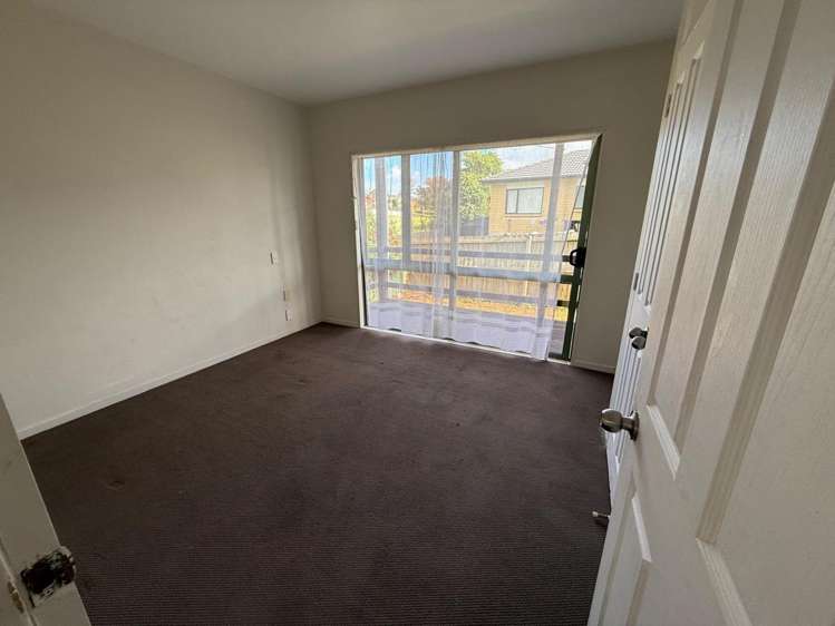2/8 Puriri Road 10686_7