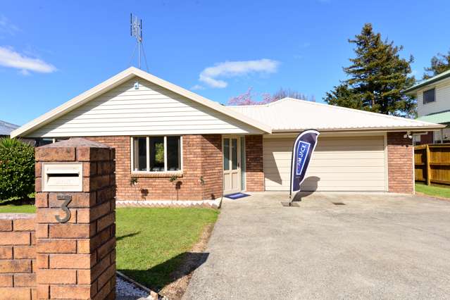 3 Surrey Lane Glenview_2