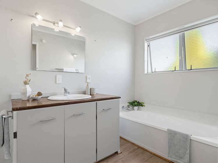 69C Robinson Avenue Holdens Bay_18