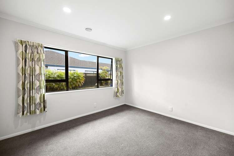 17 Montrose Crescent Huntington_22