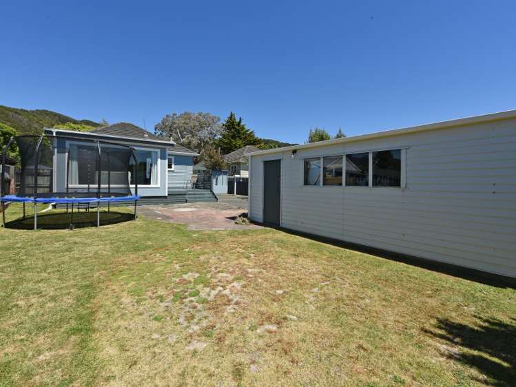118 Wainuiomata Road Wainuiomata_13