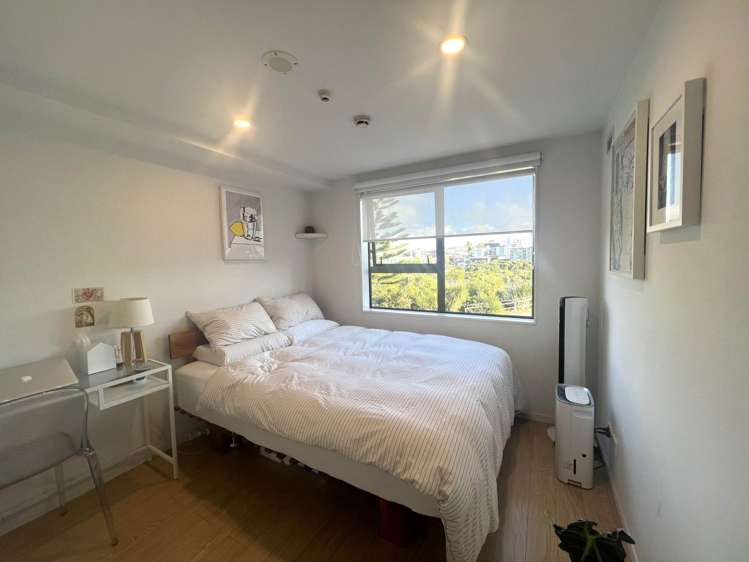 4j/6 Piwakawaka Street Eden Terrace_5