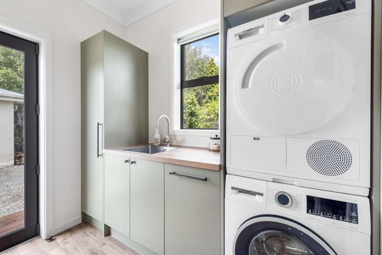 109 Seaward Road Edendale_12