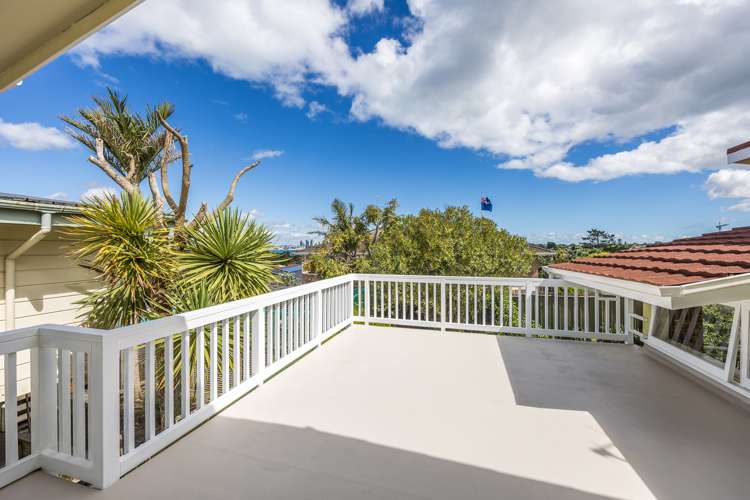 54 Raleigh Road Northcote_11