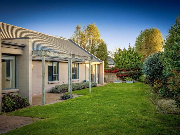 45 Millstream Drive Lincoln_11