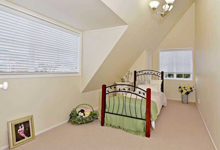 36 Deodar Place Totara Heights_14