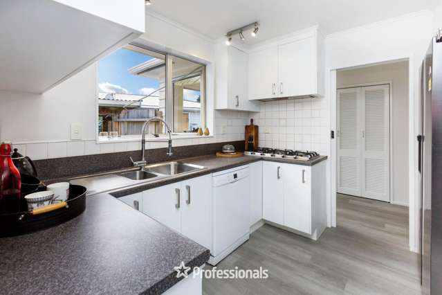 5 Camden Road Totara Park_2