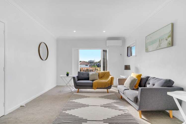 42 Coxhead Road Manurewa_3
