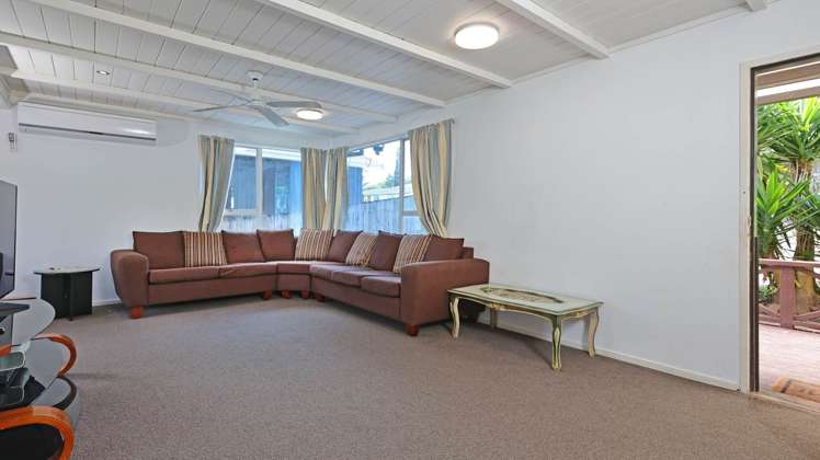 9 Leo Street Glen Eden_7