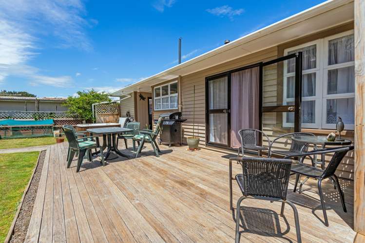 8 Hulke Street Foxton_19