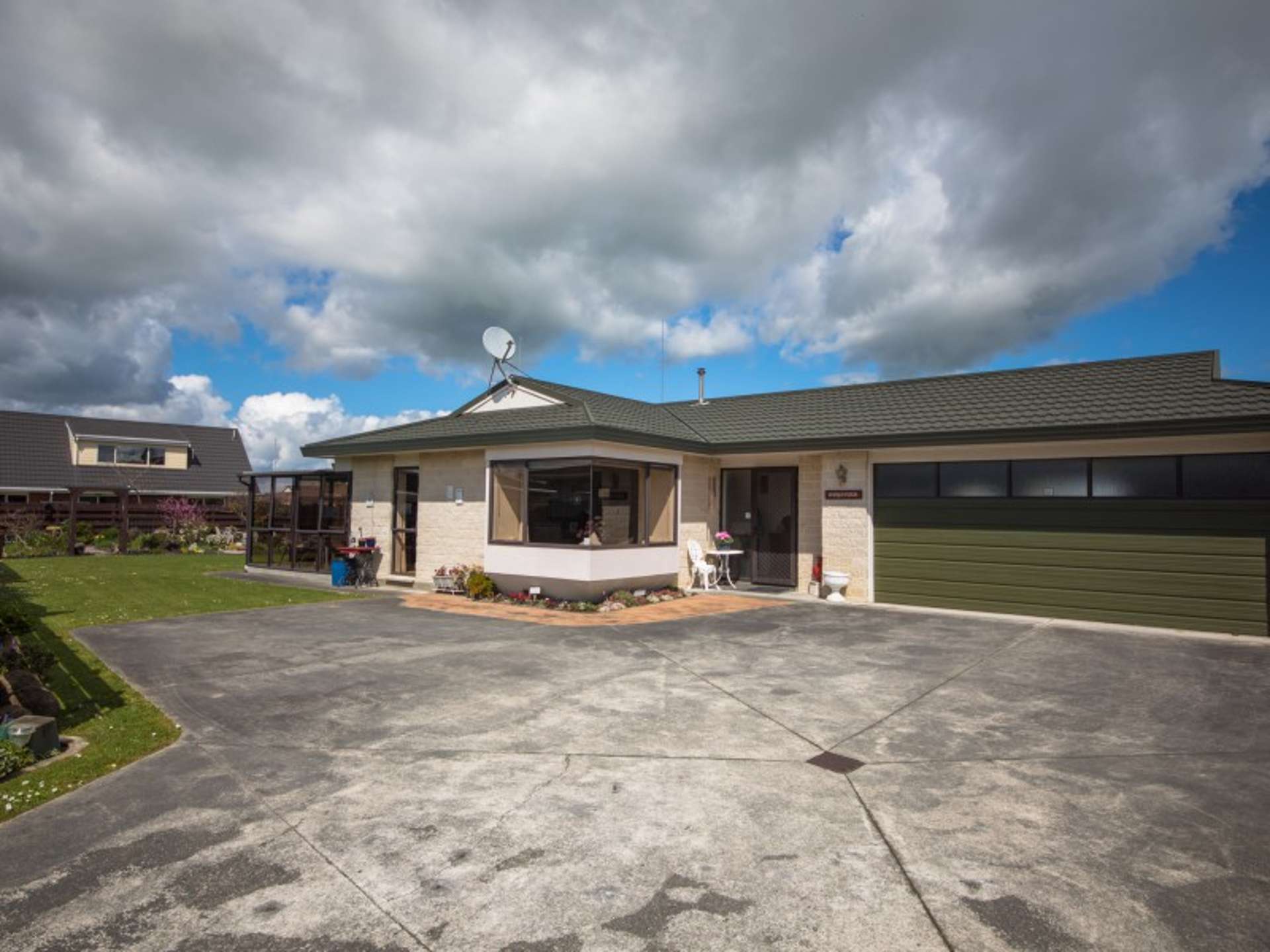 2 Tui Mill Grove Feilding_0