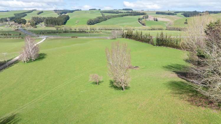 559 Waipahi Highway Mcnab_17