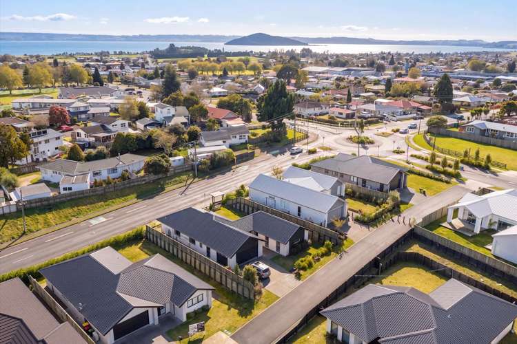 11 Tarata Place Owhata_23