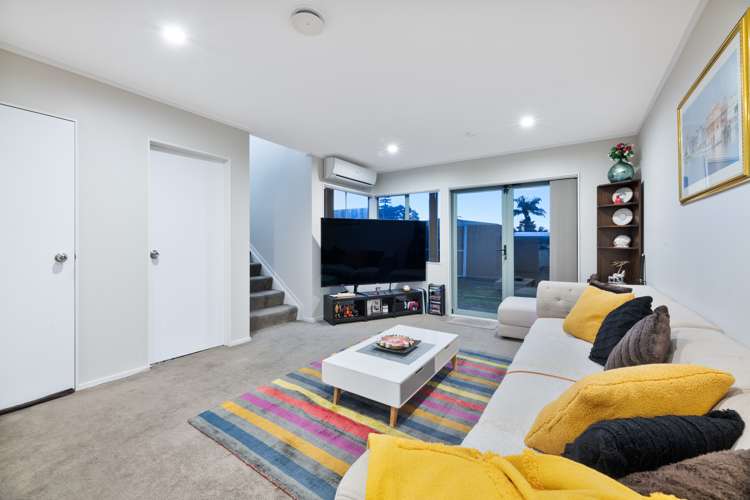 21 Stephen Avenue Henderson_15