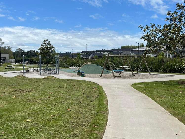 6/3 Walsh Road Milldale_13