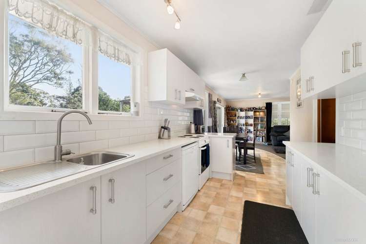 79 Smythe Road Henderson_9