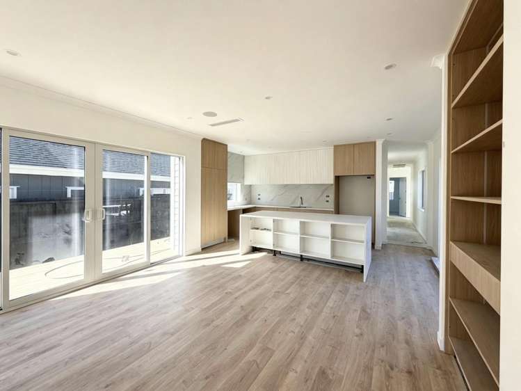 75 Parish Drive_2