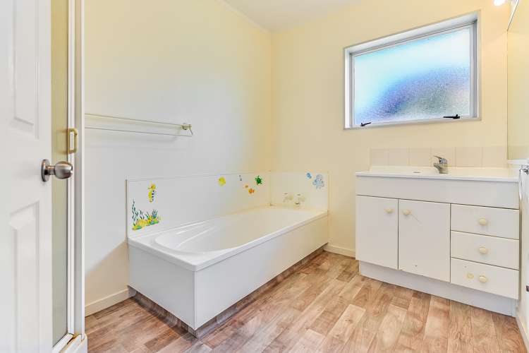 34 Macmurdo Avenue Glenview_16